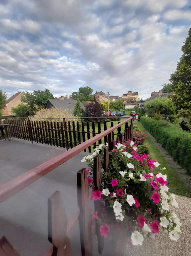 Villa Petadvacitka Česká Skalice Exterior foto
